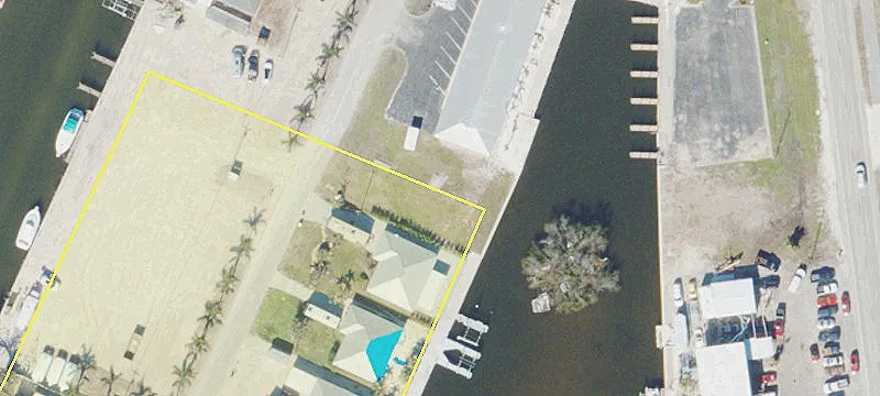 2904 Sanibel Blvd