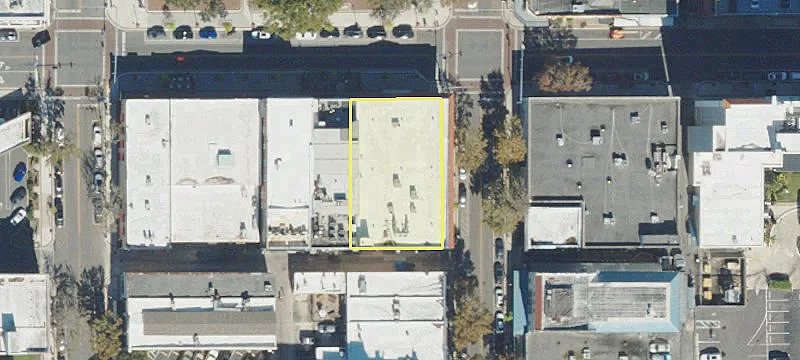221 Main St