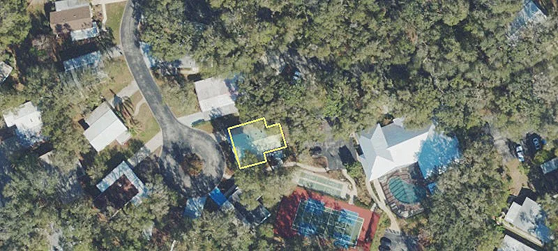 400 Nut Tree Dr
