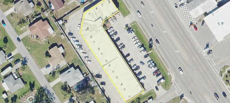 1846 Tamiami Trl