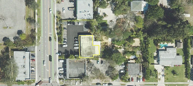 2219 Seacrest Blvd