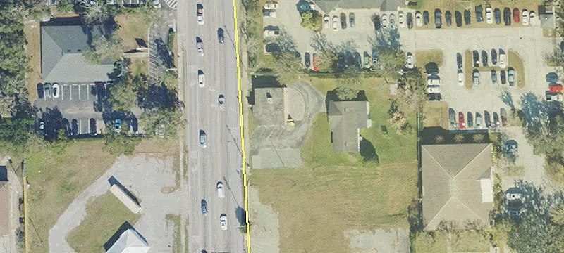 401 Lk Howell Rd