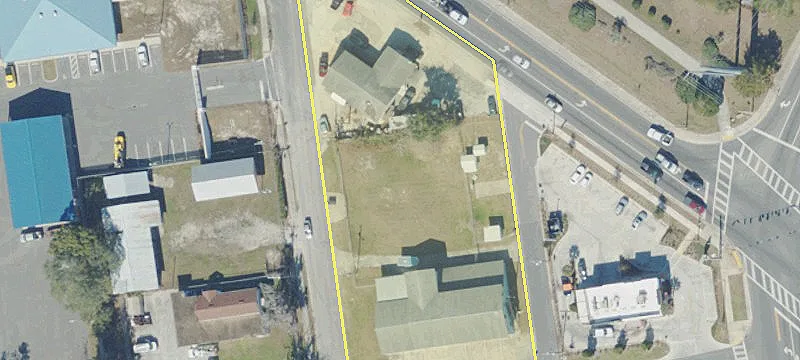 120 Flamingo St