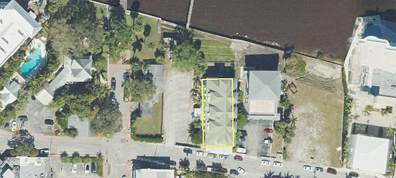 15 Seminole St