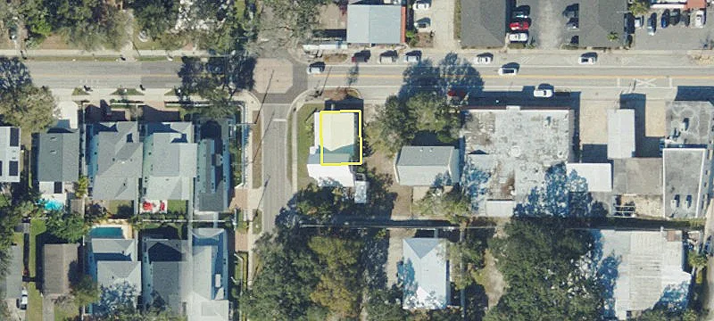 980 Main St