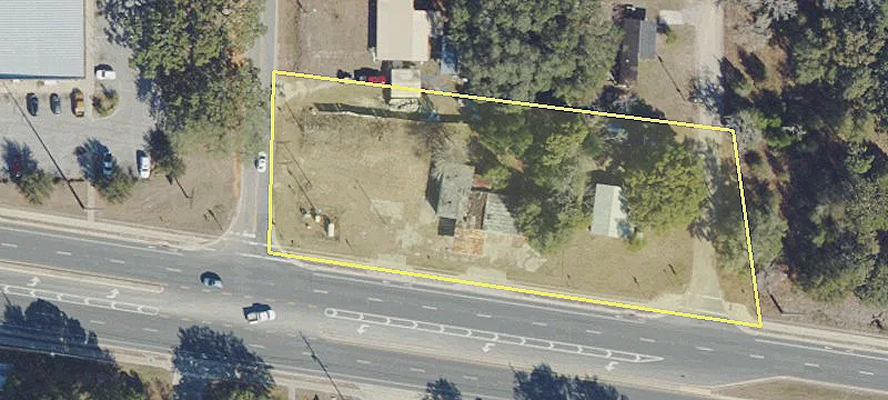 696 State Rd 20