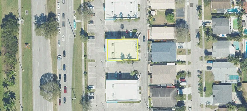 318 Powerline Rd