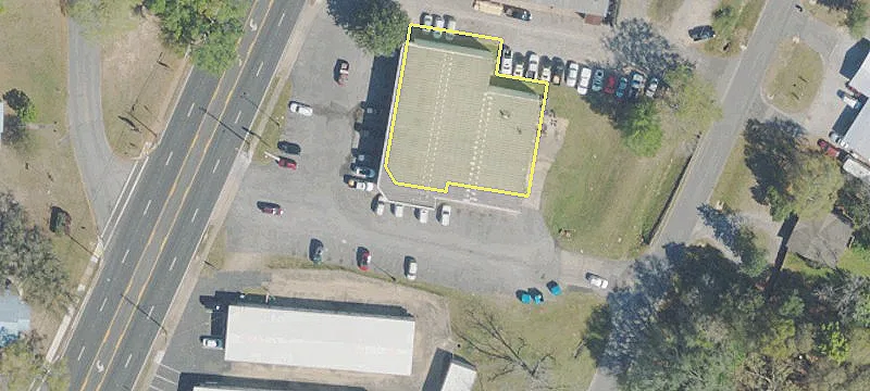 611 Ferdon Blvd