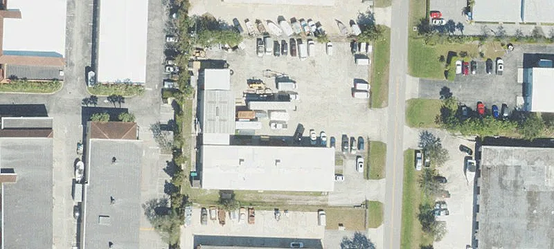 700 Commerce W Way