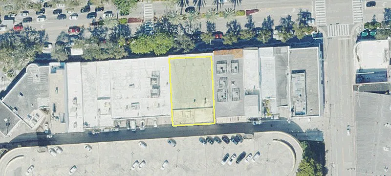 330 Miracle Mile