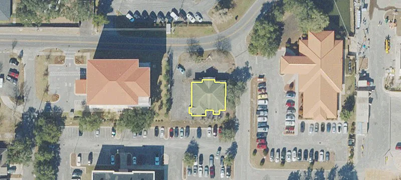 1042 Mar Walt Dr