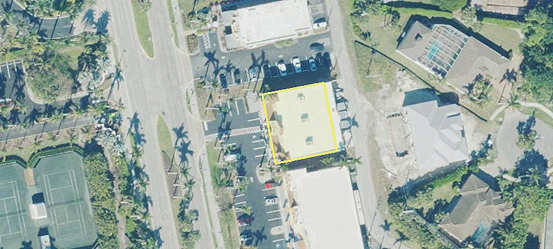 561 Collier Blvd