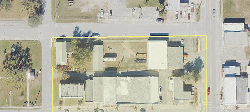 15 Devane St