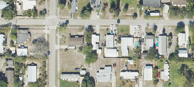 1182 Frances St