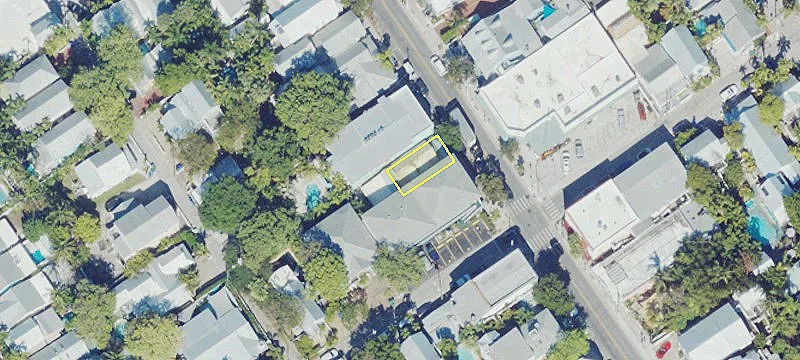 828 Duval St