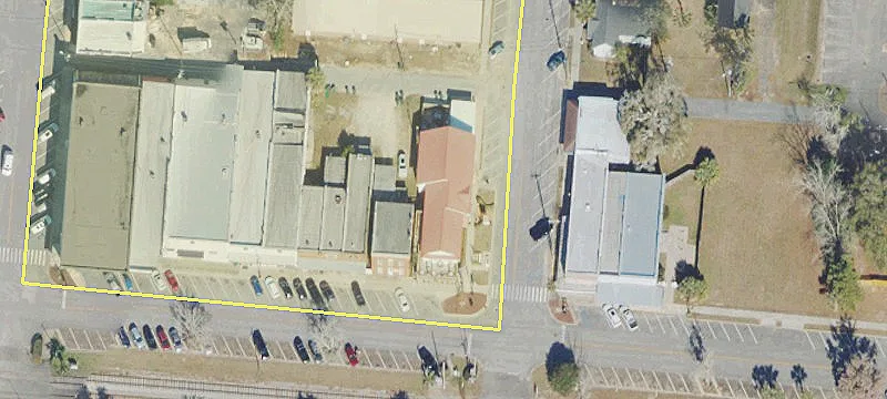 660 Baldwin Ave