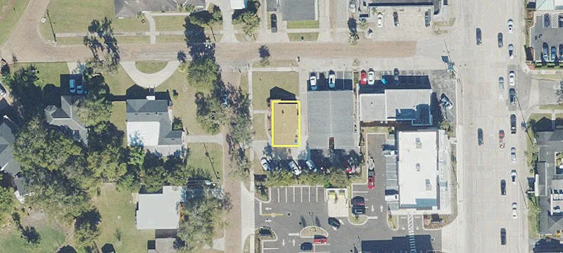 320 Grv Ave