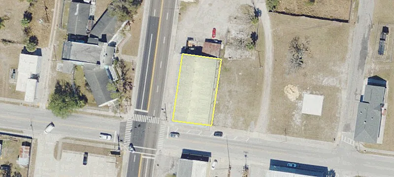 4702 Us Hwy 17th N