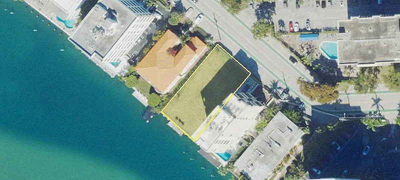9140 Bay Hbr Dr
