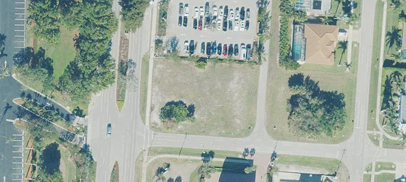 731 Collier Blvd