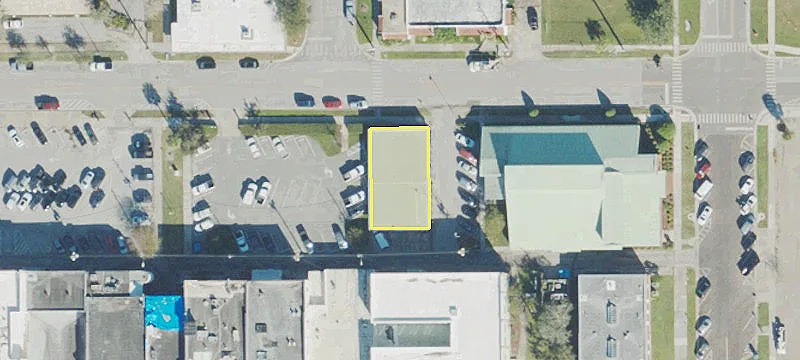 209 Commercial St