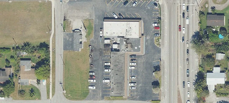 1100 Main St