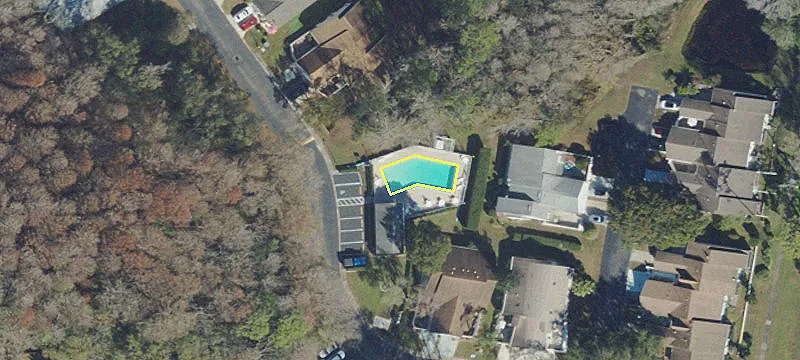 12500 Hollybrook Ln