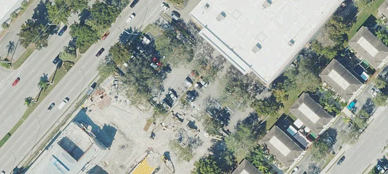 19525 Dixie Hwy