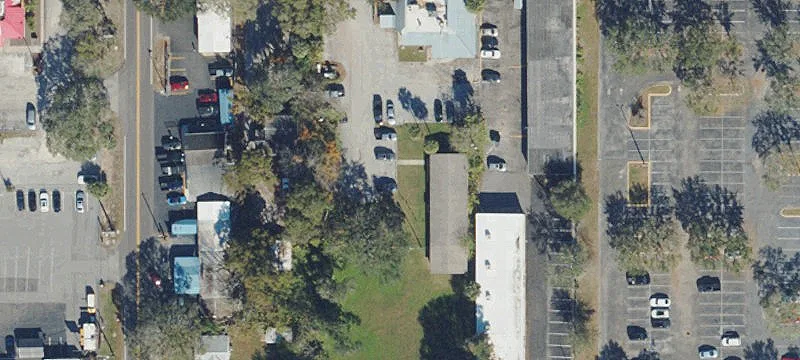 1221 Brandon Blvd