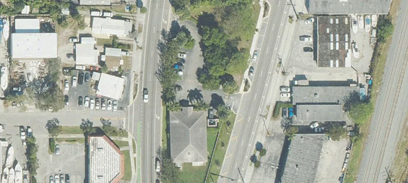 1413 Dixie W Hwy