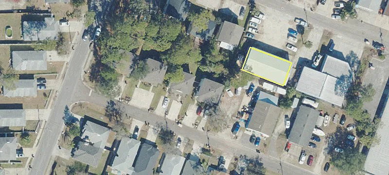 71 7th St