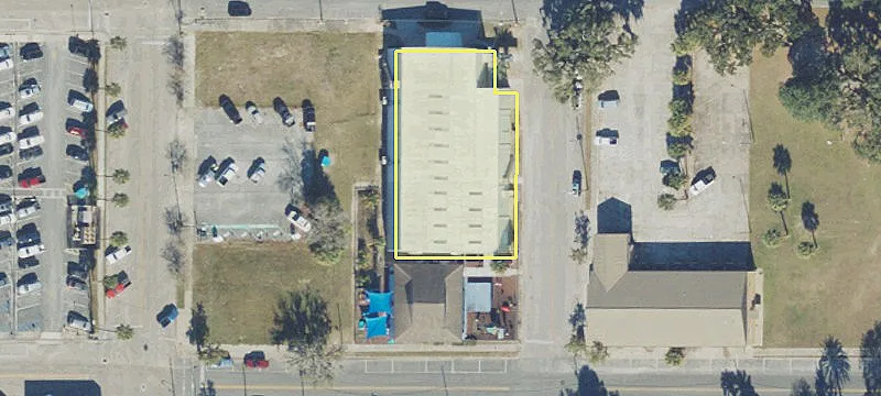 210 Main St