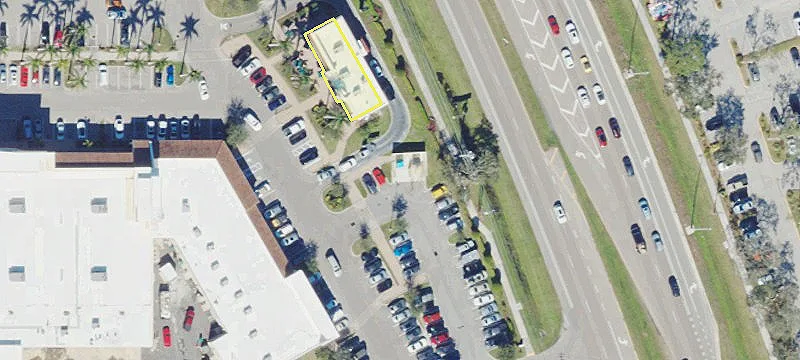 8394 Tamiami Trl