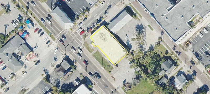 261 Marion Ave