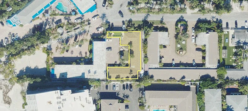 6748 Sarasea Cir