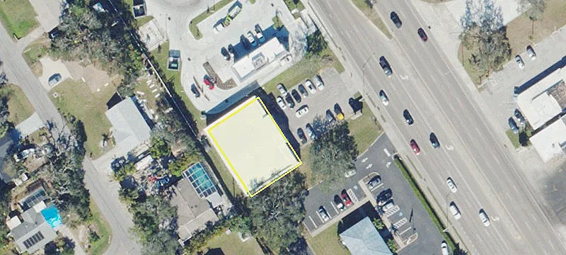 1776 Tamiami Trl