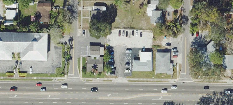 4812 Manatee W Ave