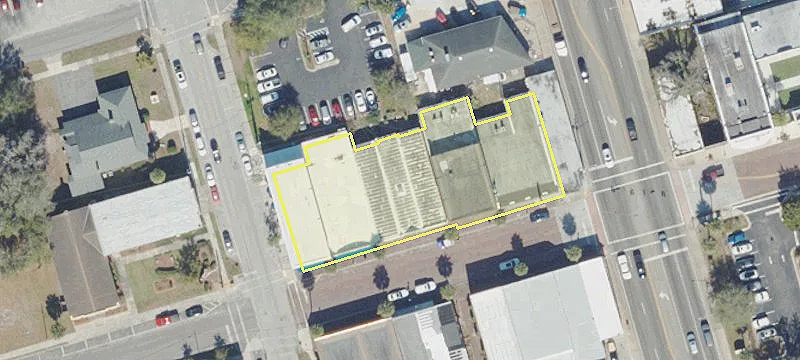418 Walnut St, Unit 422