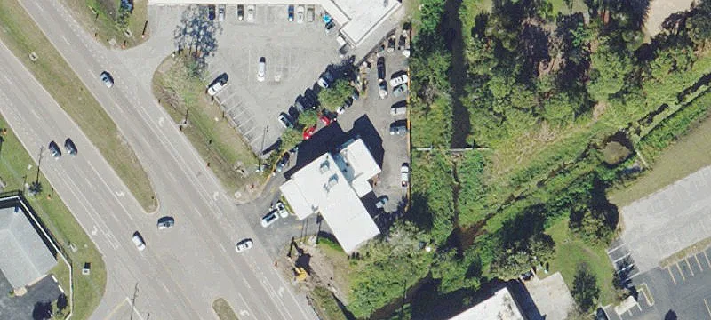 7129 Tamiami Trl