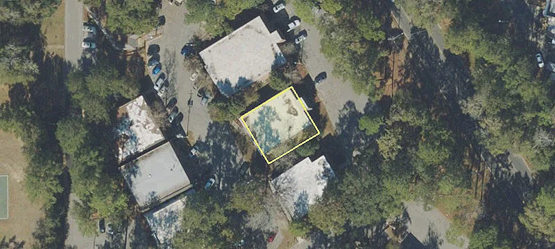 1630 Riggins Rd