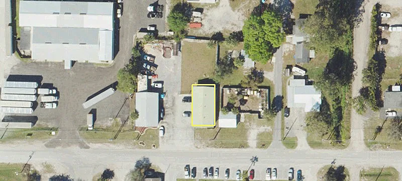 606 Market Ave