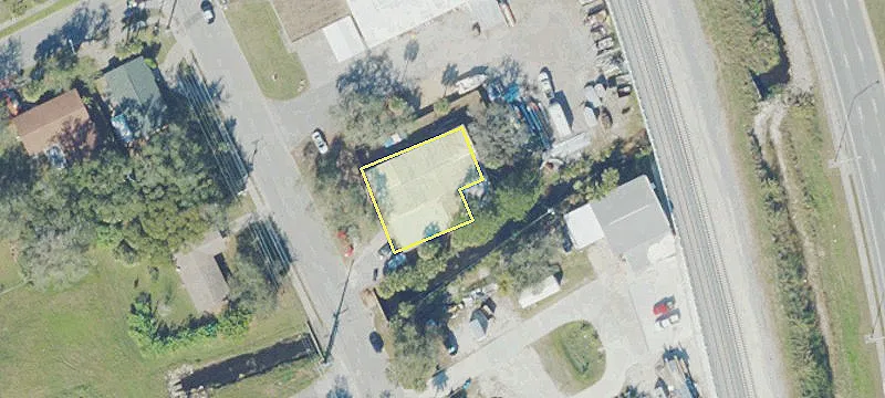 2165 Avocado Ave