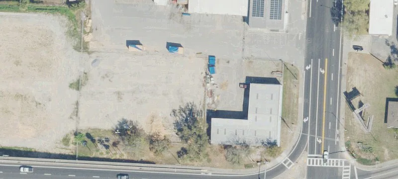 701 Pace Blvd