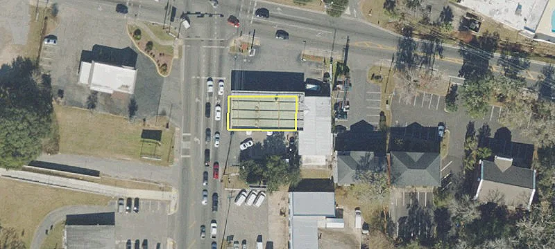 1011 Magnolia Dr