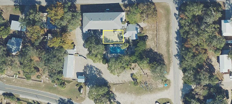1111 Riverside Dr