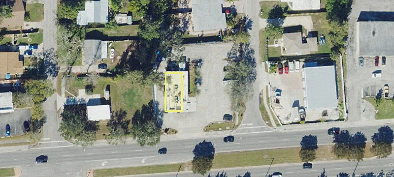 8004 Cortez W Rd