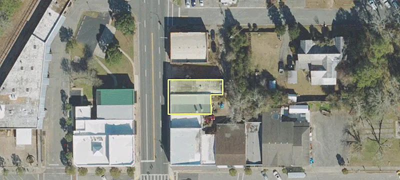 307 Main St