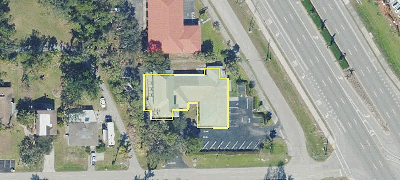 15472 Tamiami Trl