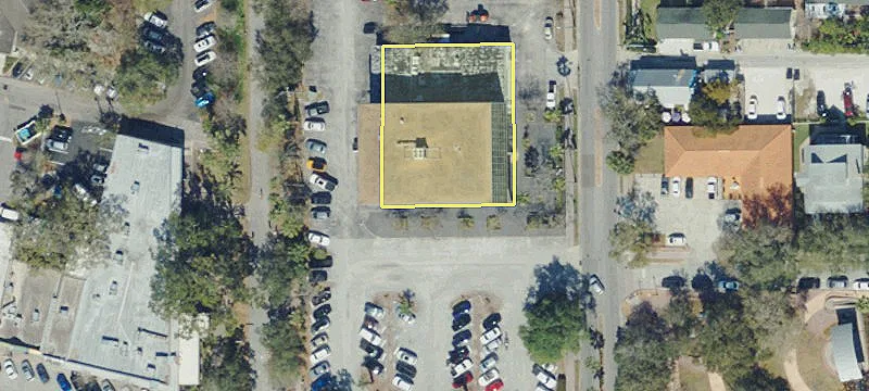 830 Douglas Ave
