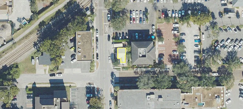 219 Comstock Ave